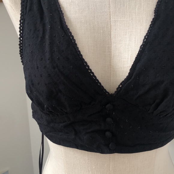 Eyelet 🖤 Tie Back Crop Top - Picture 3 of 9